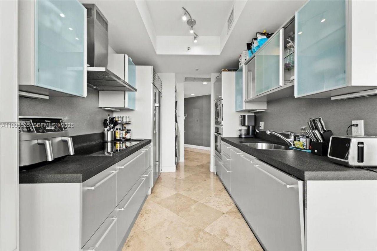 18201 Collins Ave , Unit 601A, Sunny Isles Beach, FL 33160 Photo