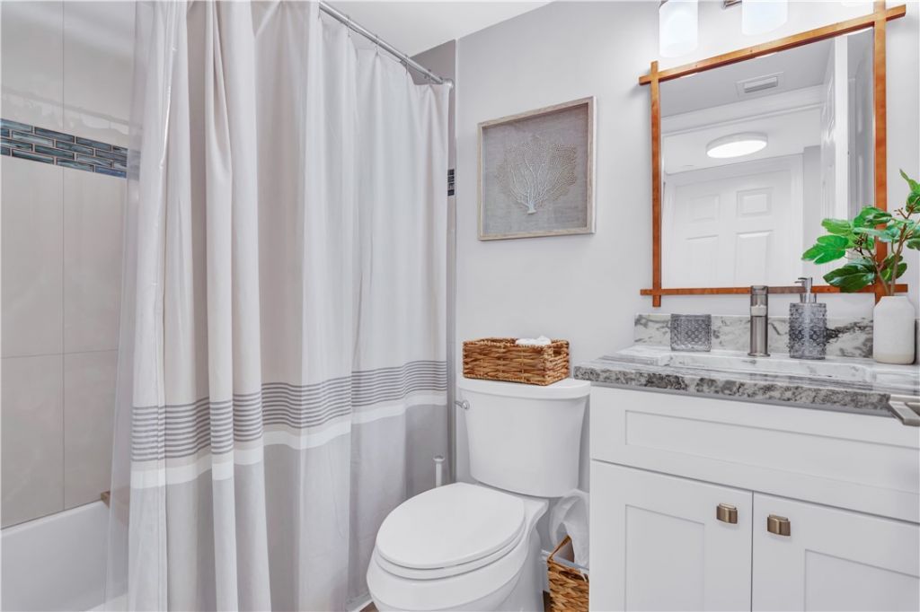 5055 N Highway A1a Highway, Unit 404, Fort Pierce, FL 34949 Photo