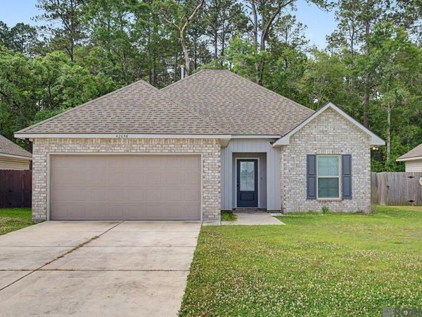 42056 Dothan Place, Ponchatoula, LA 70454