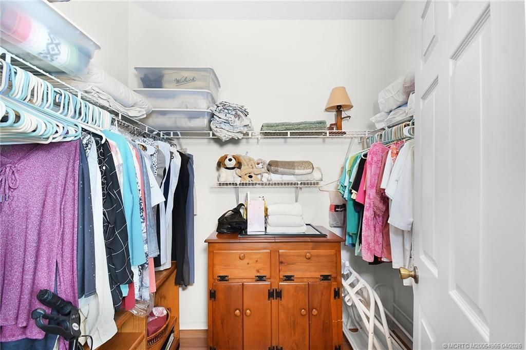 526 NE Vanda Terrado, Jensen Beach, FL 34957 Photo