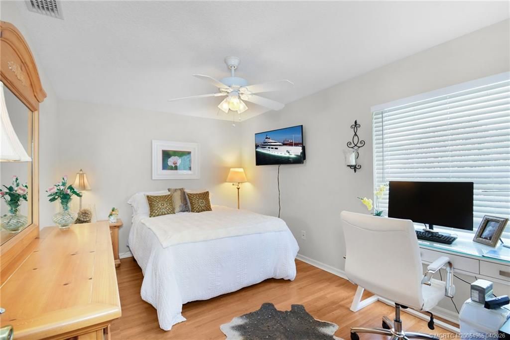 526 NE Vanda Terrado, Jensen Beach, FL 34957 Photo