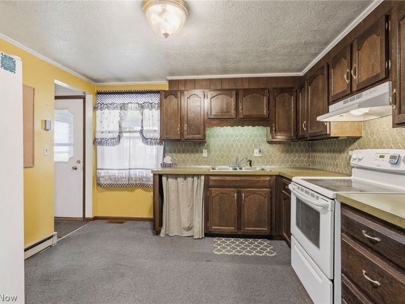 890 Huffman Square NE, Bolivar, OH 44612 Photo 12