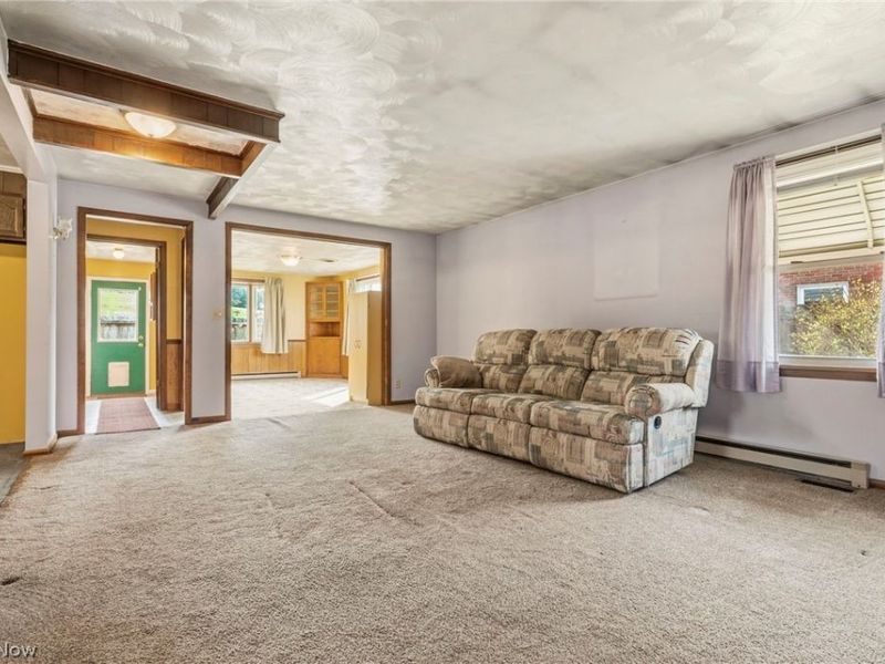 890 Huffman Square NE, Bolivar, OH 44612 Photo 8