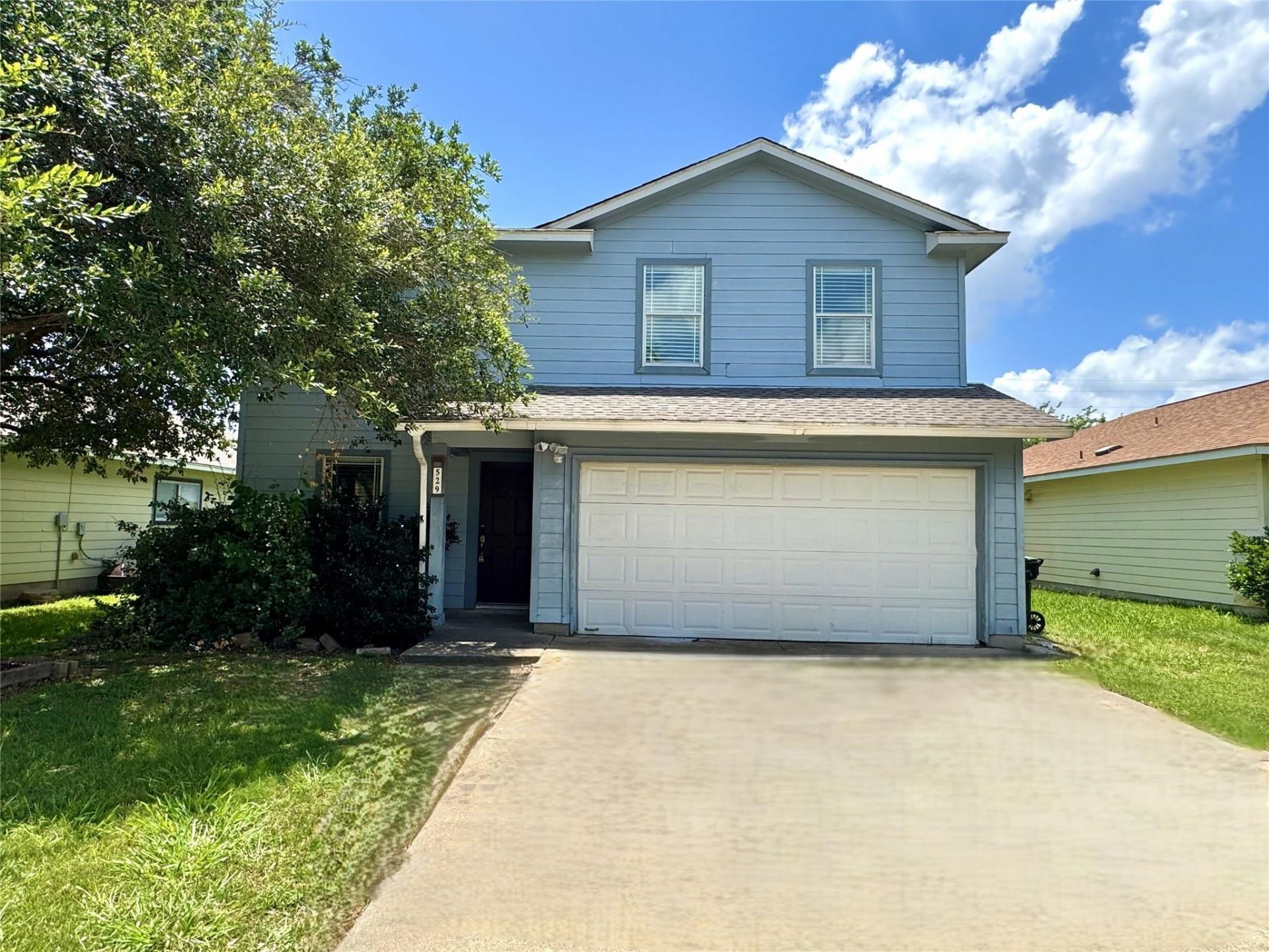 529 W Metcalfe St, Hutto, TX 78634 Main Photo