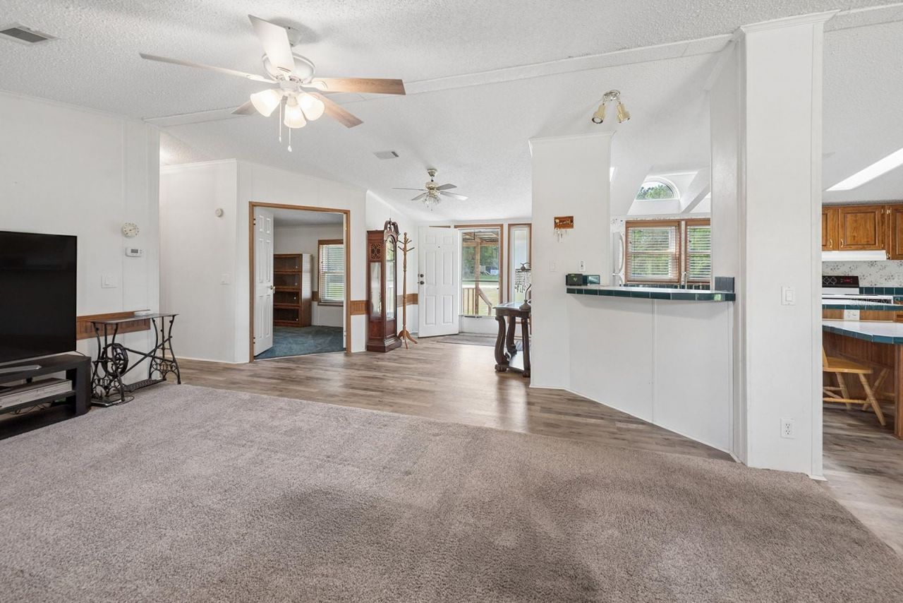 11201 SW 49th Terrace , Lake Butler, FL 32054 Photo