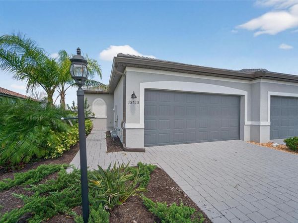 15713 SUNNY DAY DRIVE , BRADENTON, FL 34211