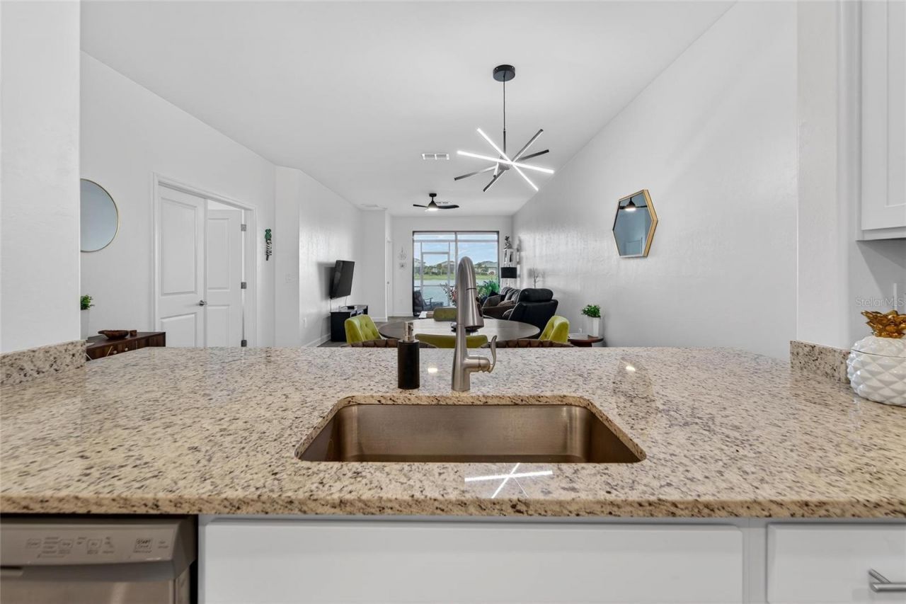 15713 Sunny Day Drive, Bradenton, FL 34211 Photo