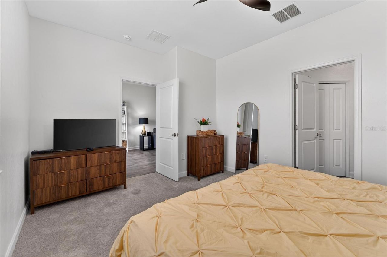 15713 Sunny Day Drive, Bradenton, FL 34211 Photo