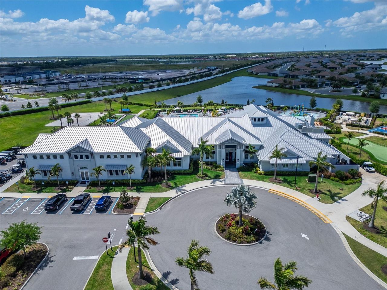 15713 Sunny Day Drive, Bradenton, FL 34211 Photo