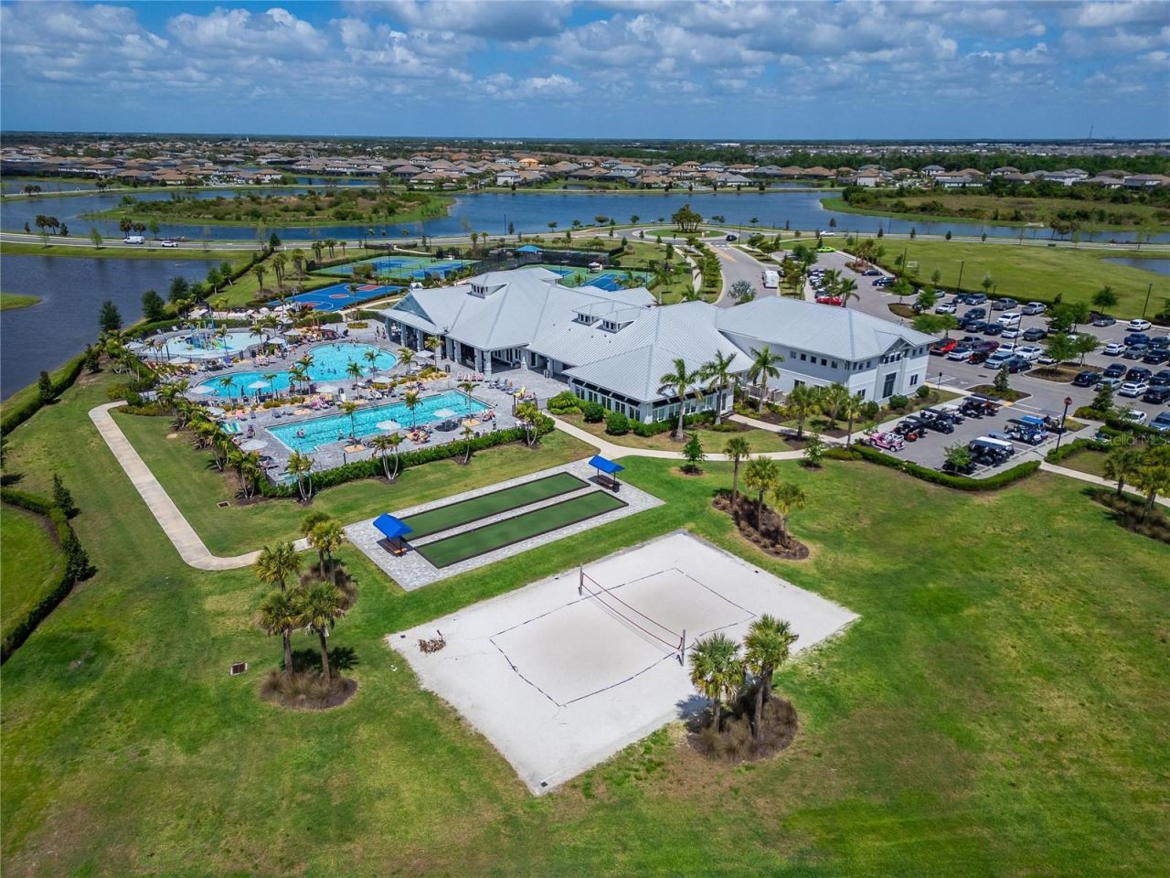 15713 Sunny Day Drive, Bradenton, FL 34211 Photo