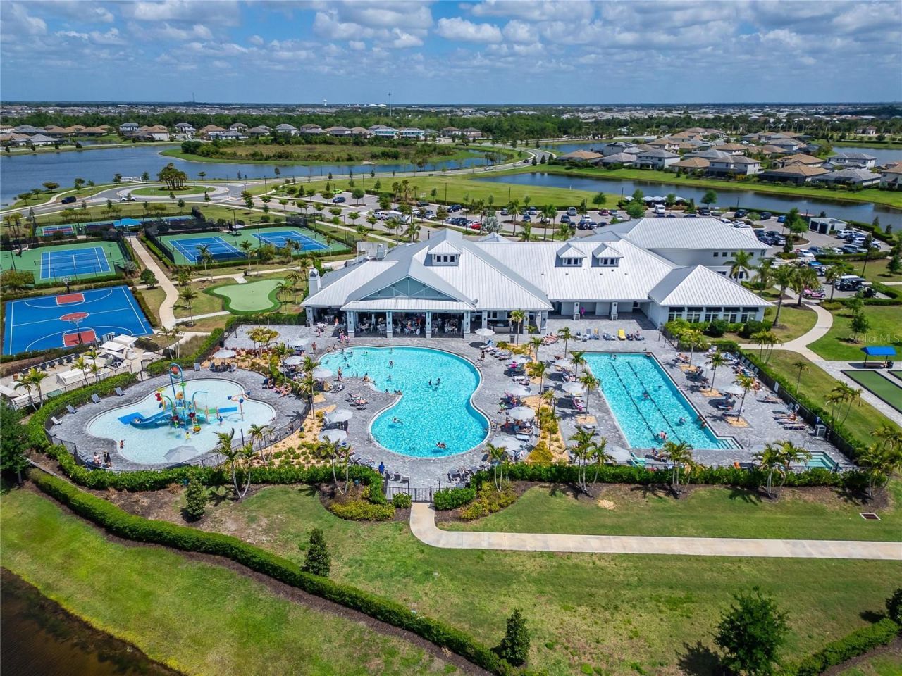 15713 Sunny Day Drive, Bradenton, FL 34211 Photo