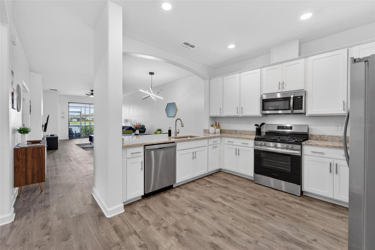 15713 Sunny Day Drive, Bradenton, FL 34211 Photo