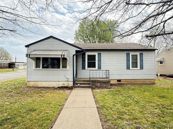 200 S Delaware Street, Dewey, OK 74029