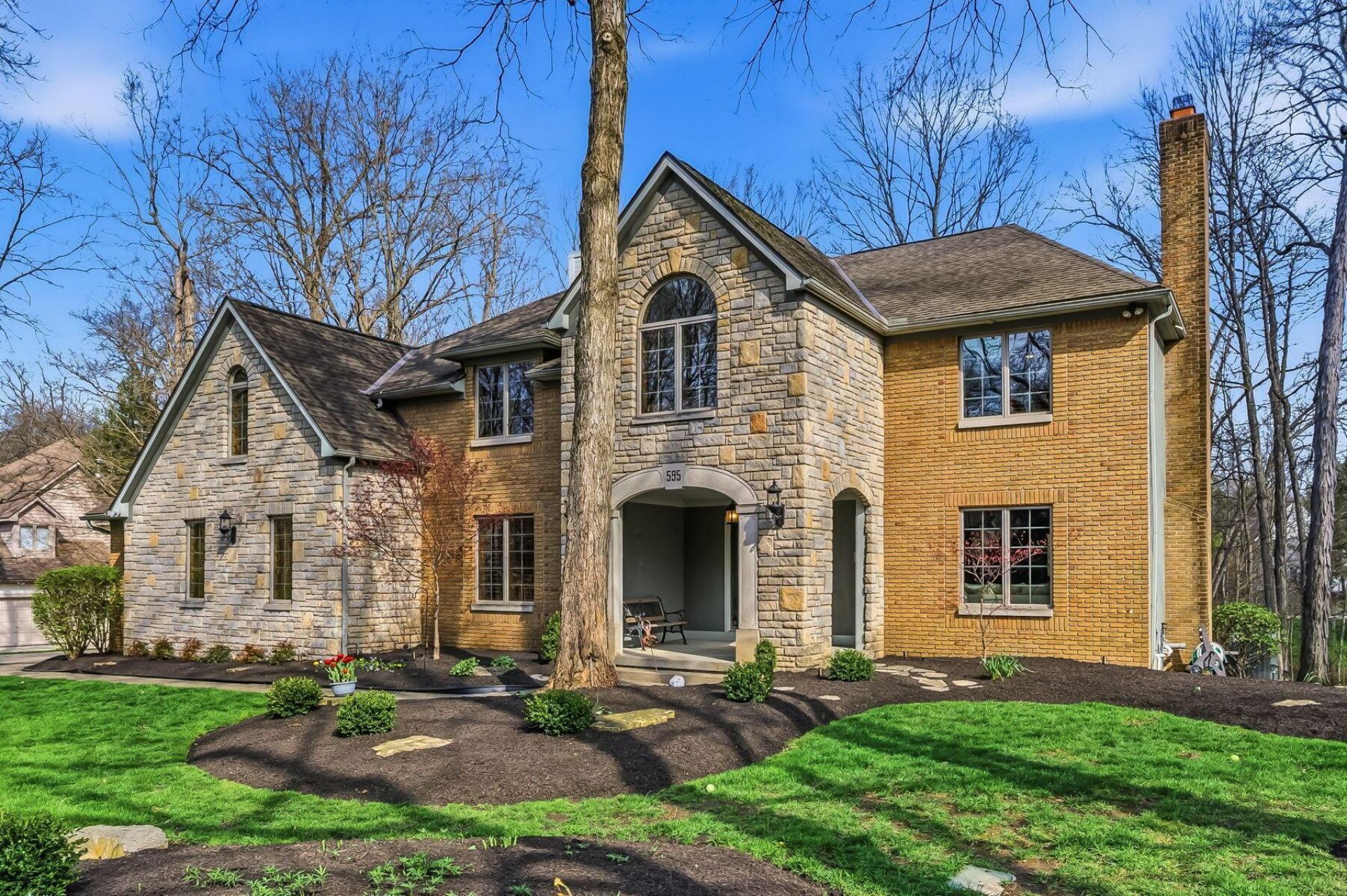 595 Woods Hollow Lane , Powell, OH 43065 Main Photo