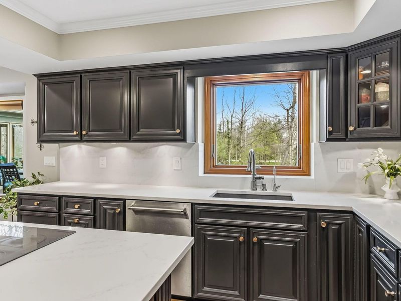 595 Woods Hollow Lane, Powell, OH 43065 Photo 5