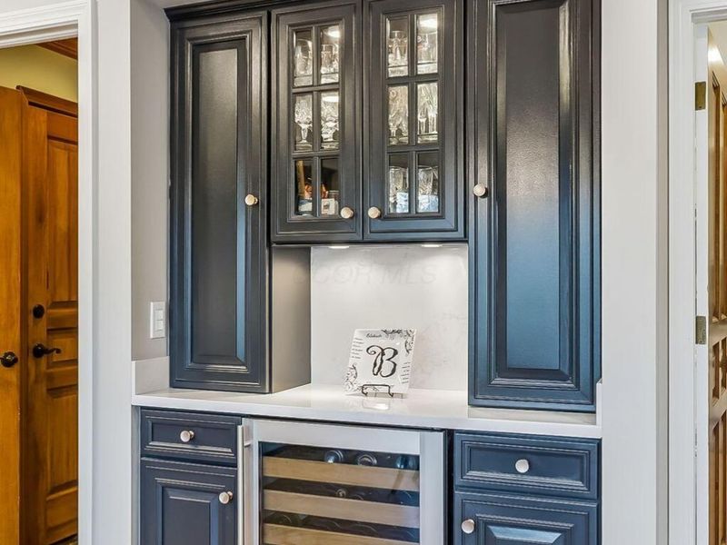 595 Woods Hollow Lane, Powell, OH 43065 Photo 7