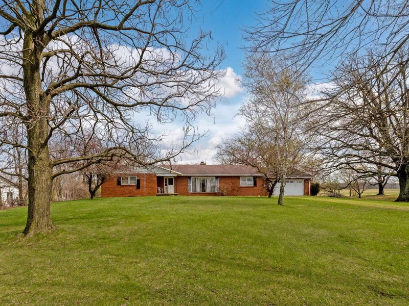 2554 Dry Lane Road N, La Rue, OH 43332 Photo 2