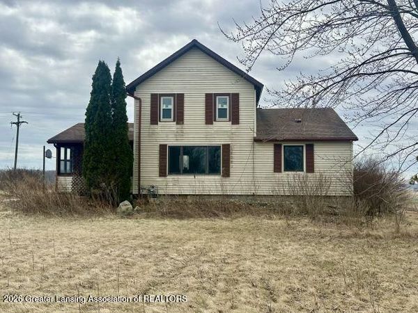 12767 W M21, Fowler, MI 48835