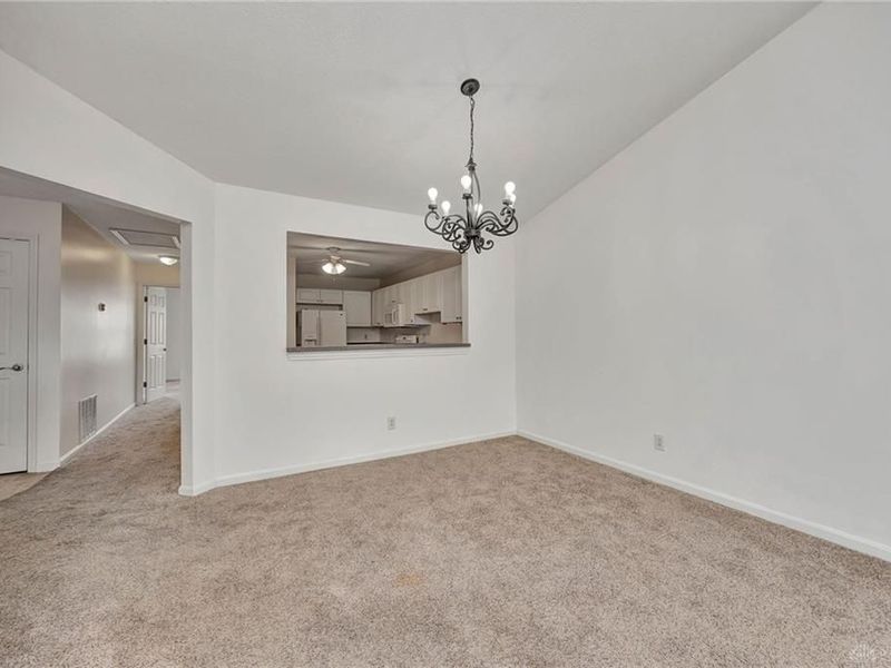 833 Neeb, Unit 4, Cincinnati, OH 45233 Photo 12