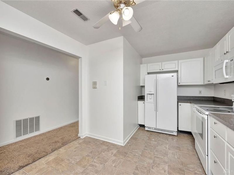 833 Neeb, Unit 4, Cincinnati, OH 45233 Photo 18