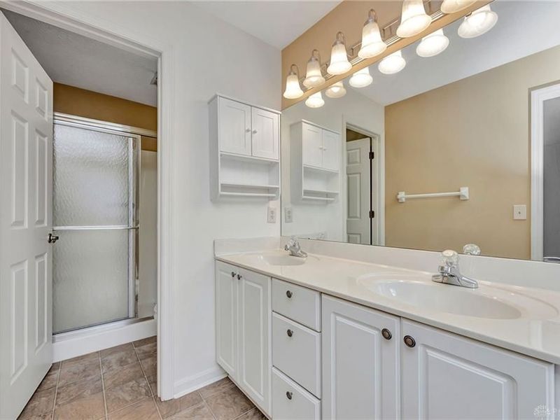 833 Neeb, Unit 4, Cincinnati, OH 45233 Photo 22