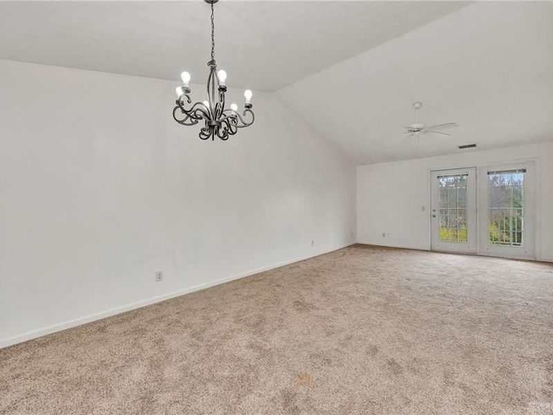 833 Neeb, Unit 4, Cincinnati, OH 45233 Photo 6