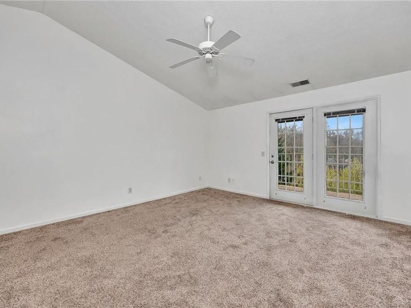 833 Neeb, Unit 4, Cincinnati, OH 45233 Photo 9