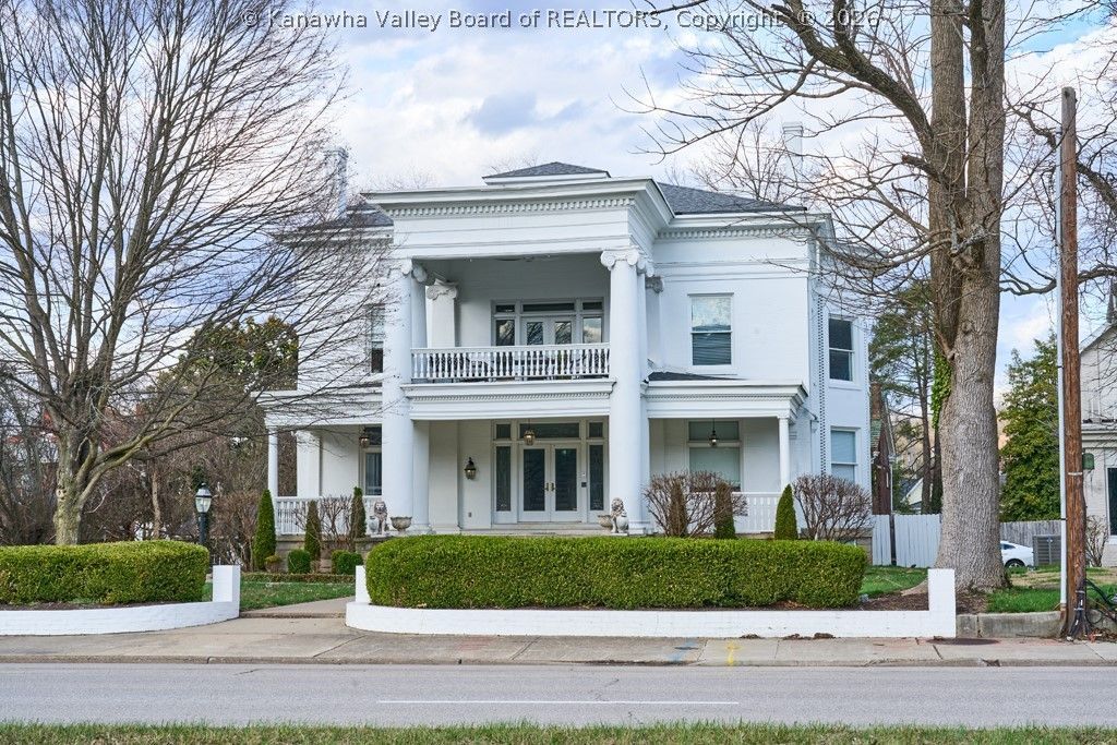 1510 Kanawha Boulevard E, Charleston, WV 25311 Main Photo