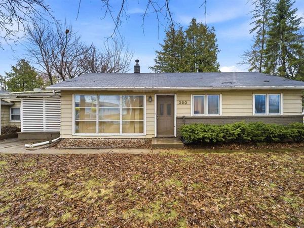 350 S GREEN BAY ROAD, Neenah, WI 54956