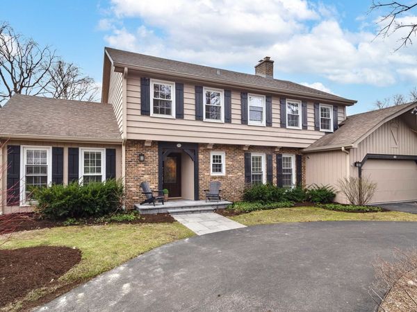 90 Linden Avenue , Glencoe, IL 60022