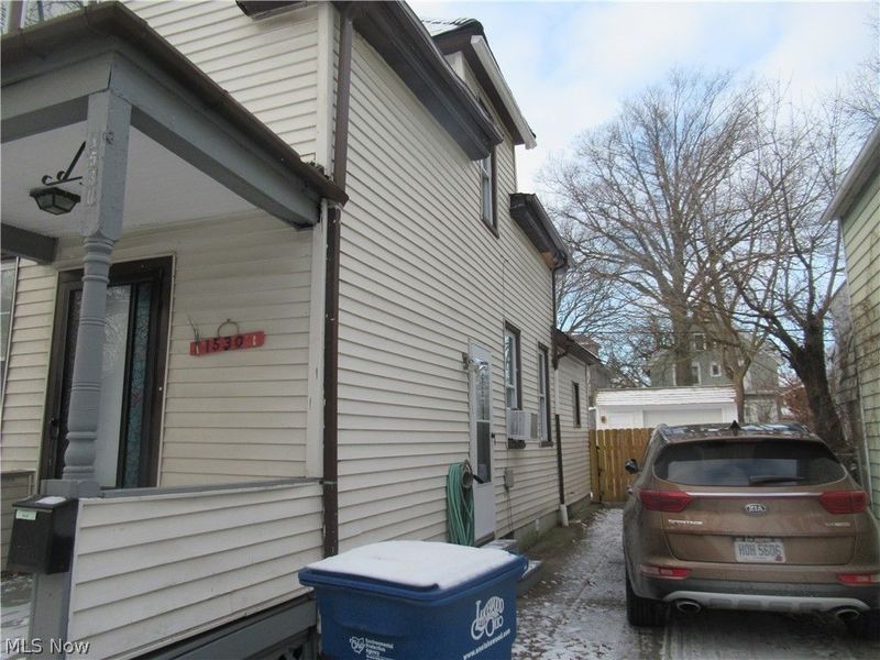 1530 Winchester Avenue, Lakewood, OH 44107 Photo 2