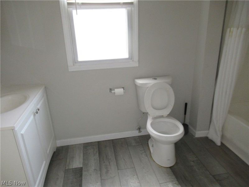 1530 Winchester Avenue, Lakewood, OH 44107 Photo 9