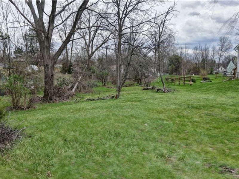 Pardee Road , Stow, OH 44224 Photo 5