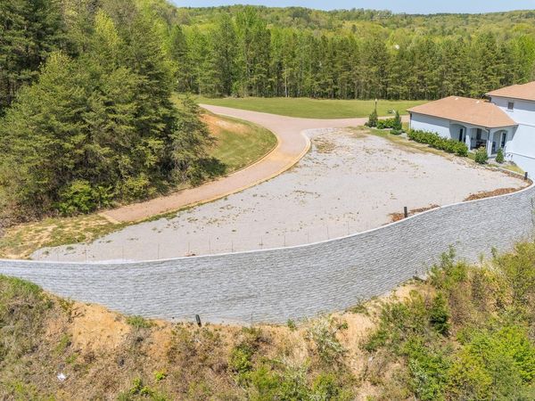 270 SHIPWATCH PT, Savannah, TN 38372