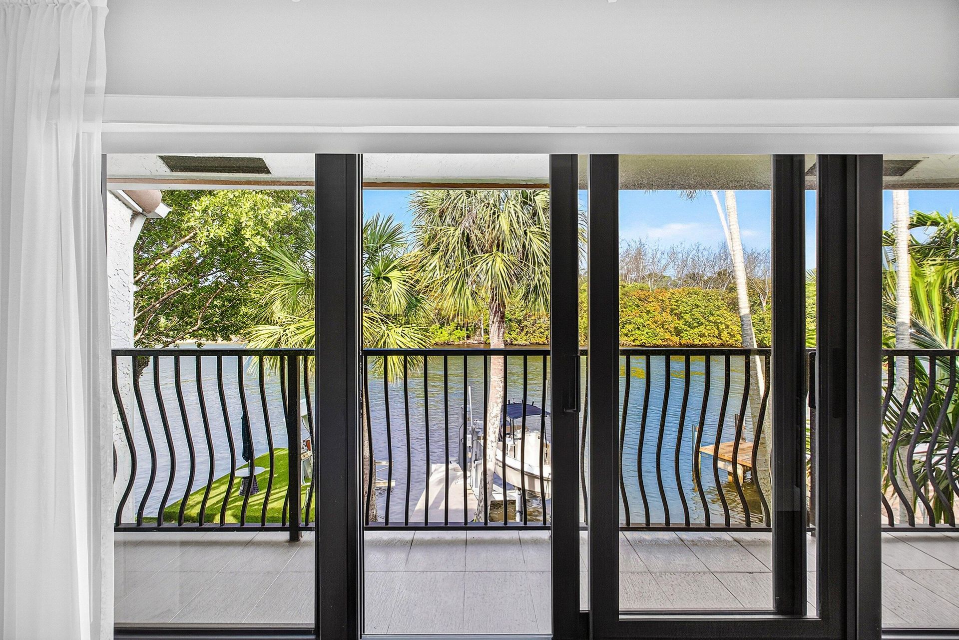605 NE 19th Avenue, Deerfield Beach, FL 33441 Photo