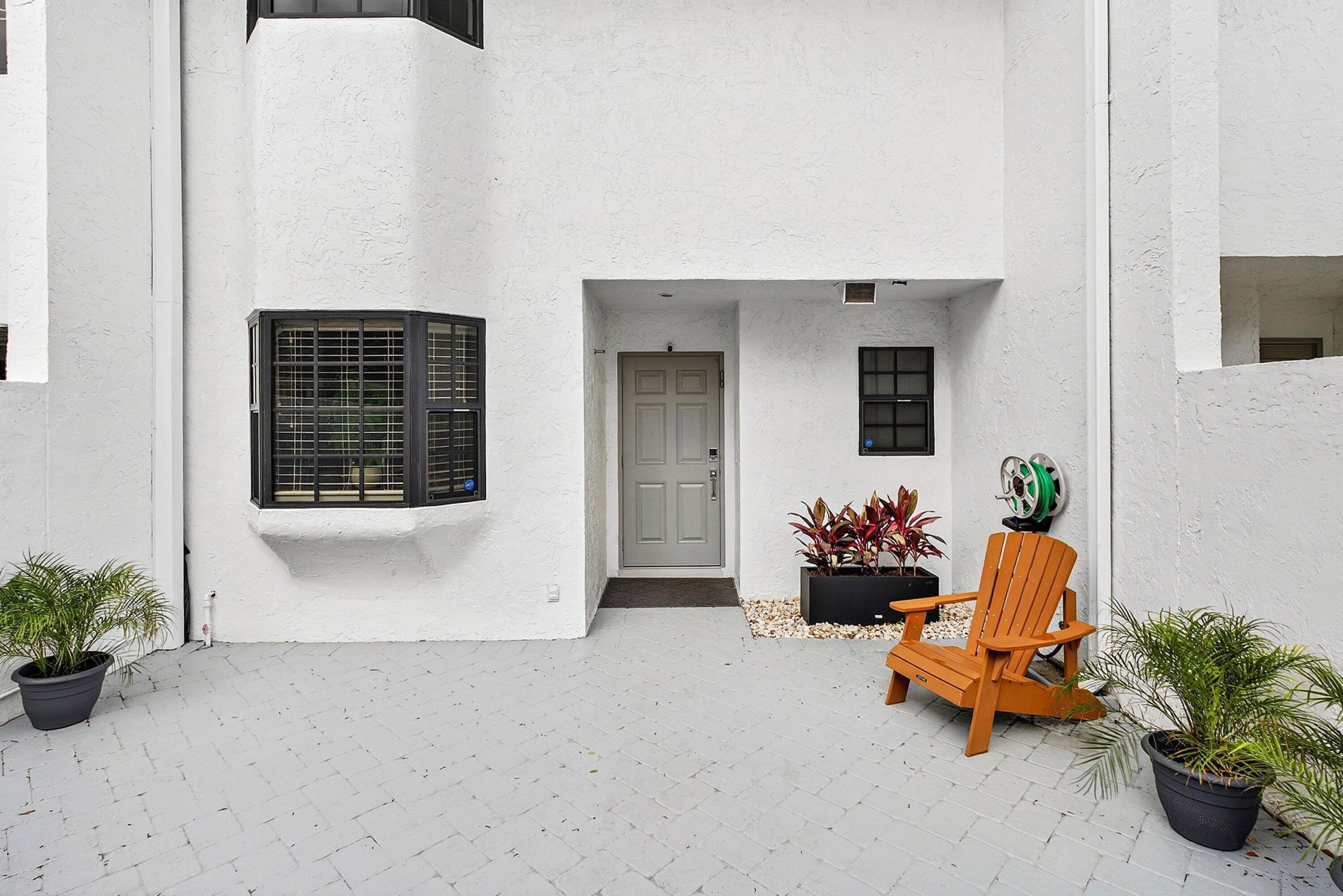 605 NE 19th Avenue, Deerfield Beach, FL 33441 Photo