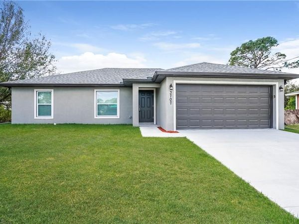 3707 10th ST SW, LEHIGH ACRES, FL 33976