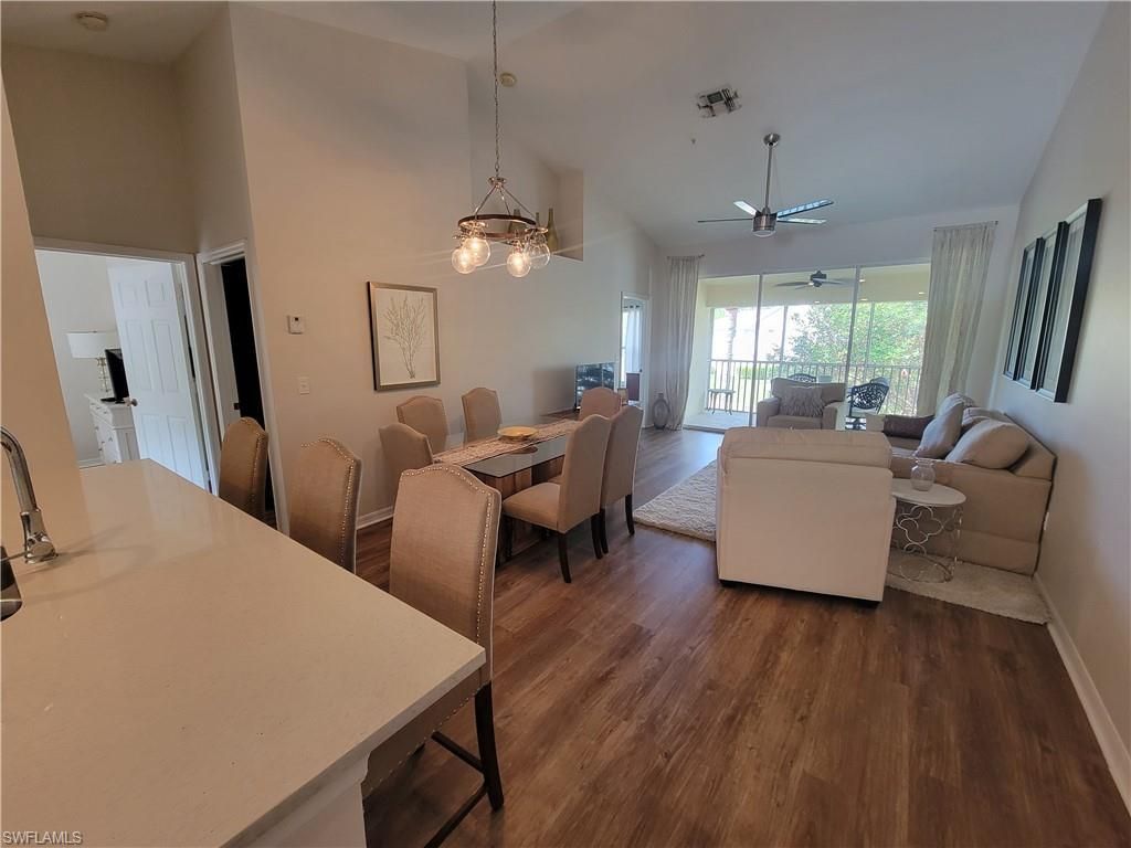 4950 Deerfield Way, Unit D-202, Naples, FL 34110 Photo
