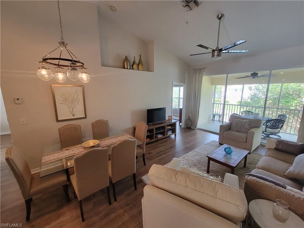 4950 Deerfield Way, Unit D-202, Naples, FL 34110 Photo