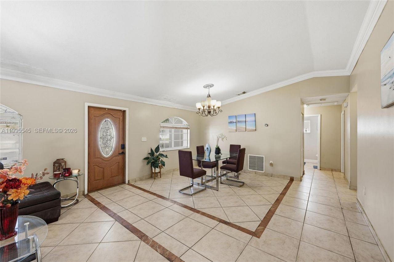 14386 SW 164th Ter, Miami, FL 33177 Photo