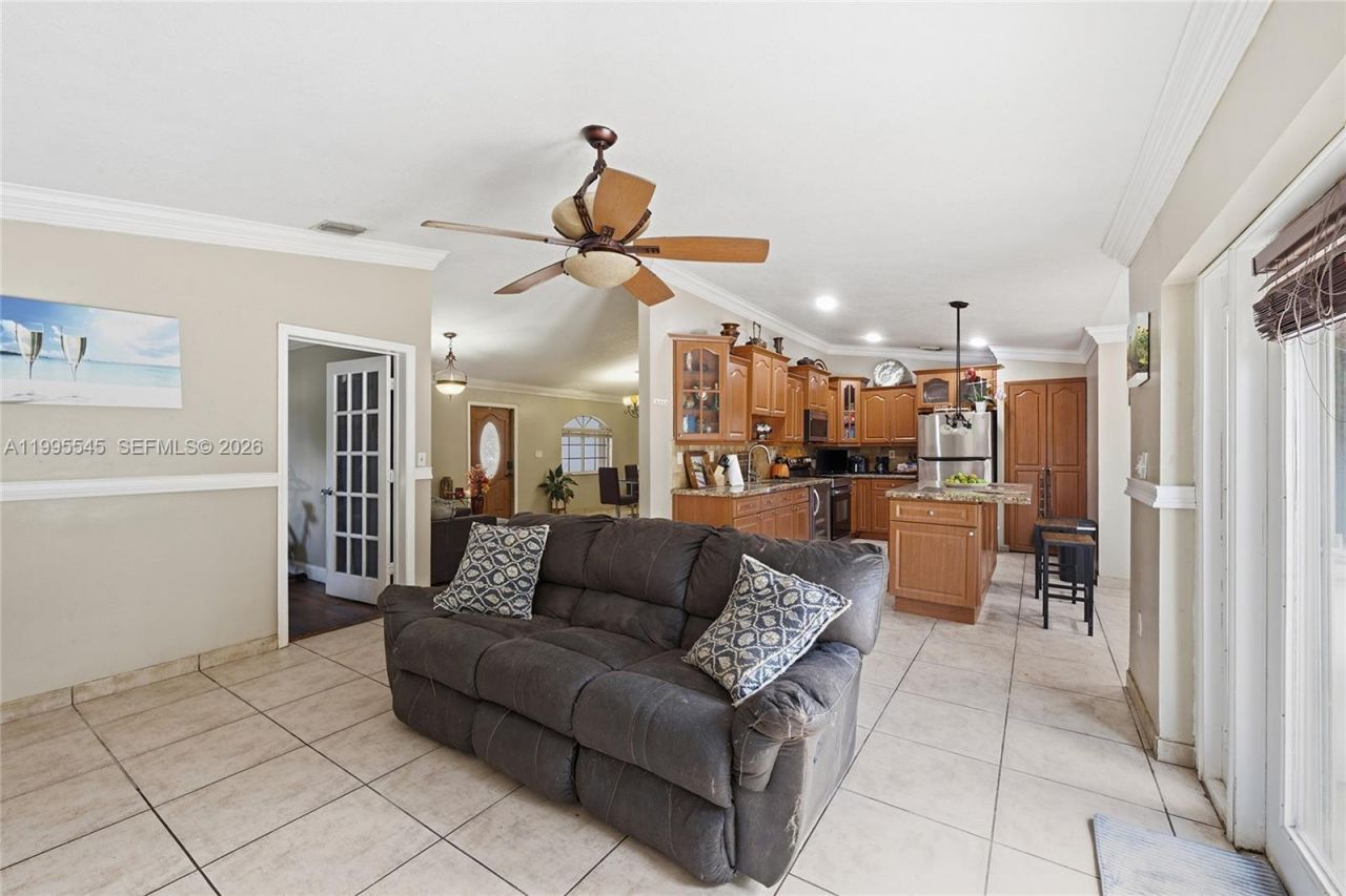 14386 SW 164th Ter, Miami, FL 33177 Photo