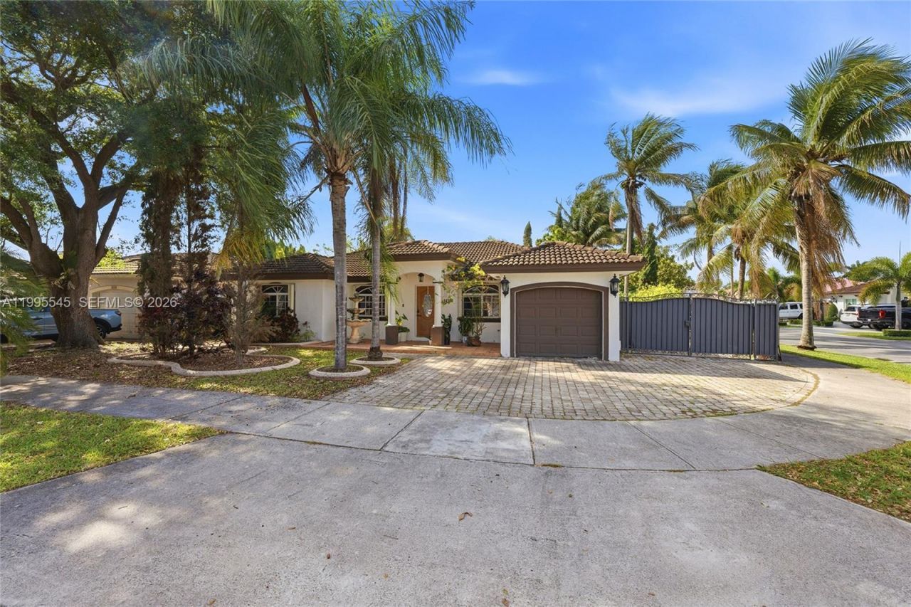 14386 SW 164th Ter, Miami, FL 33177 Photo