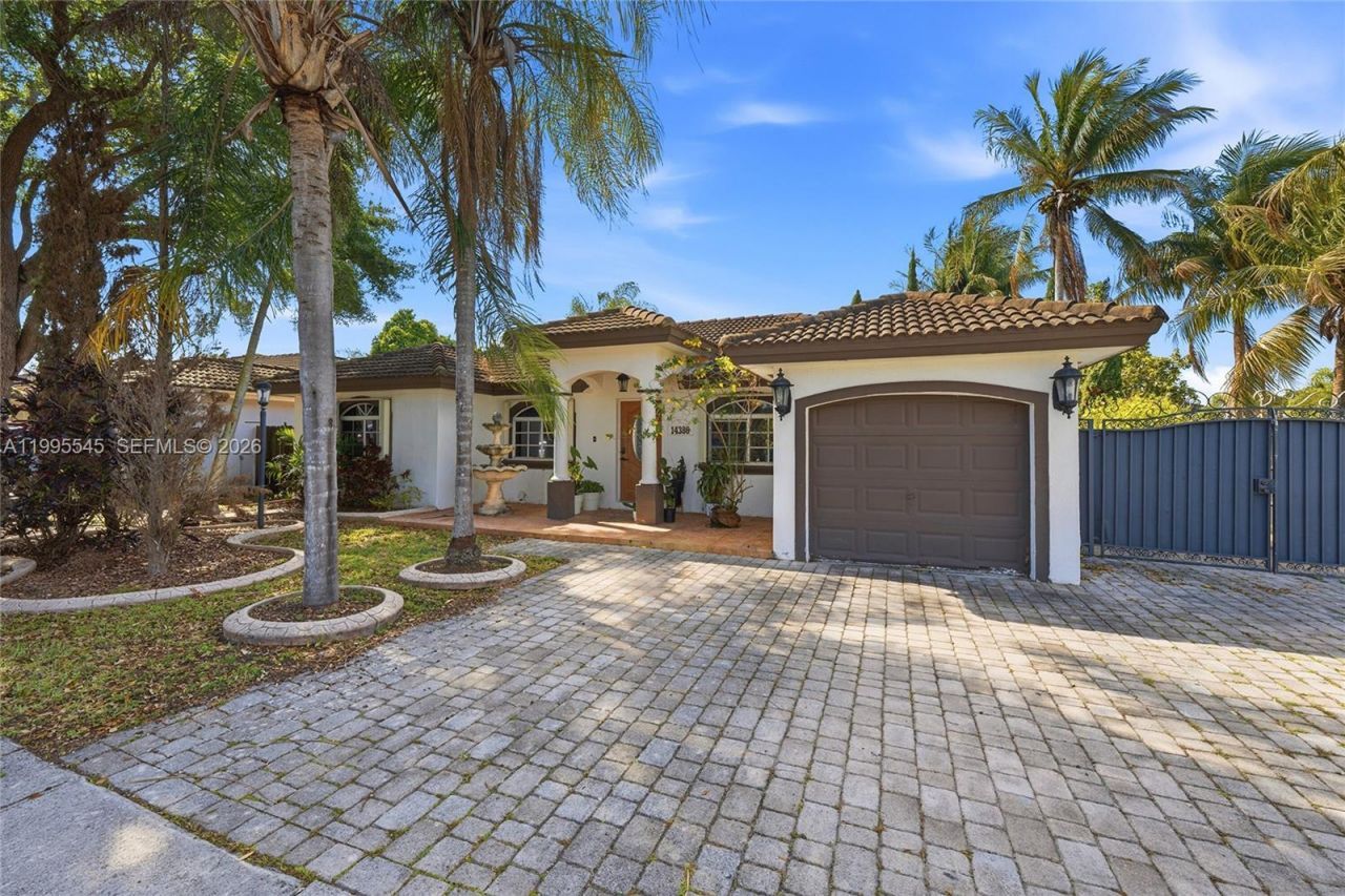 14386 SW 164th Ter, Miami, FL 33177 Photo