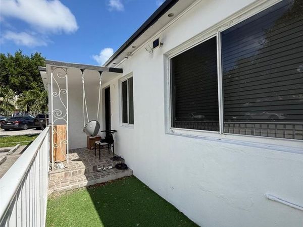 60 NE 78th St, Unit Front, Miami, FL 33138