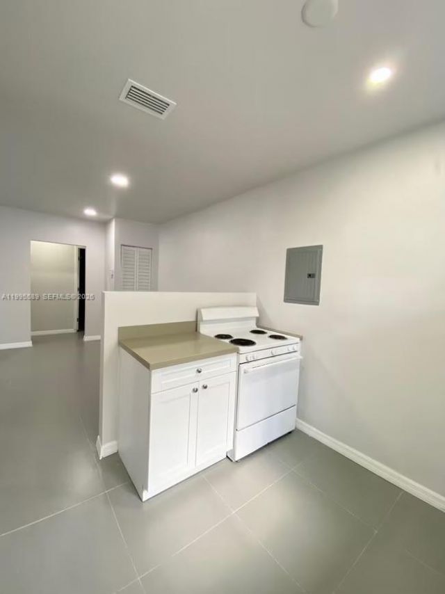 60 NE 78th St, Unit Front, Miami, FL 33138 Photo