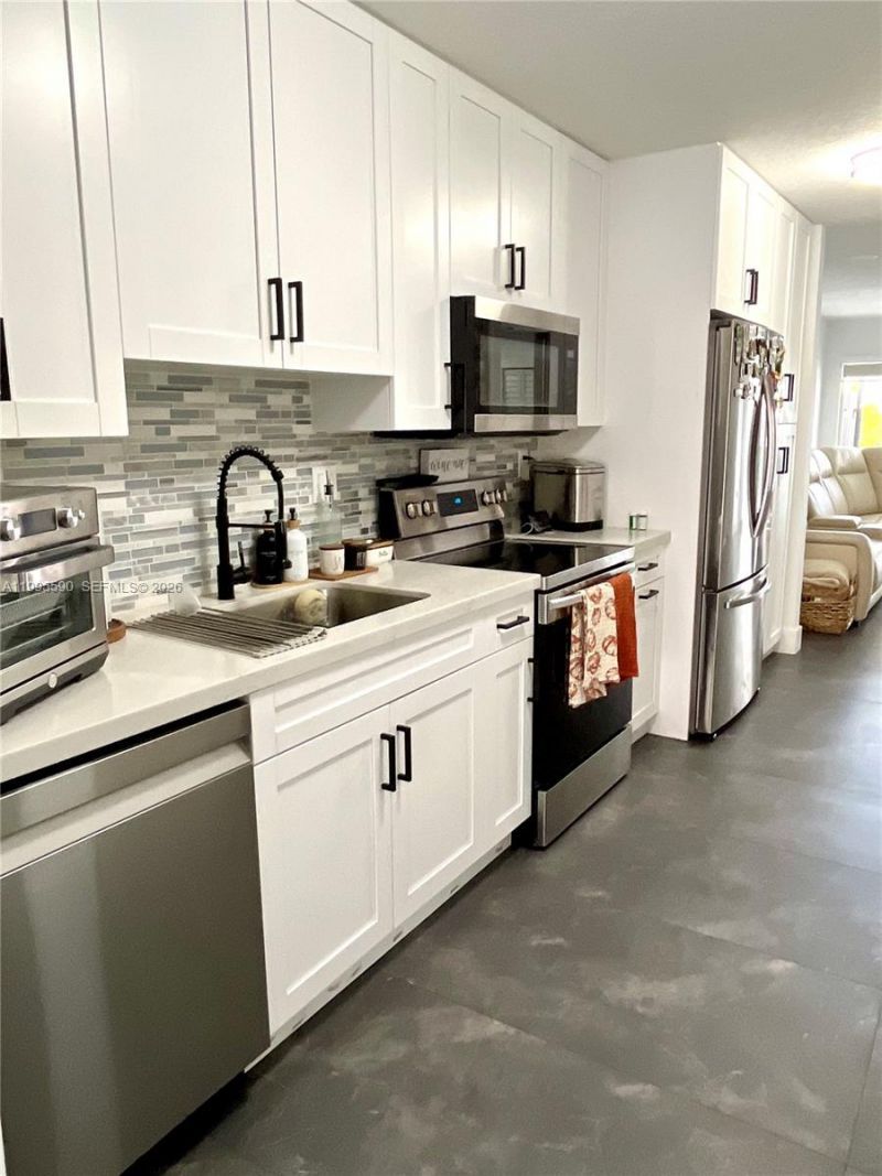 511 SW 115th Ave, Sweetwater, FL 33174 Photo