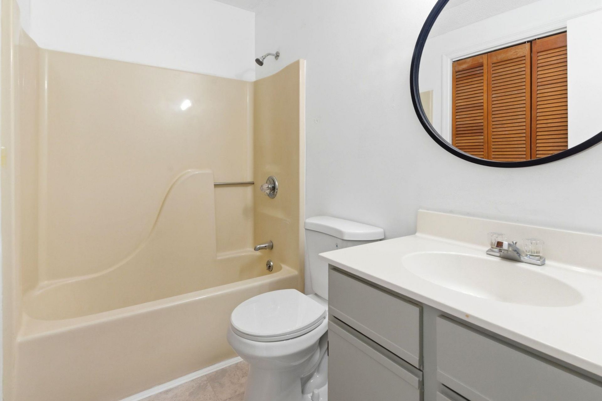 3700 Golf Colony Lane Photo 14