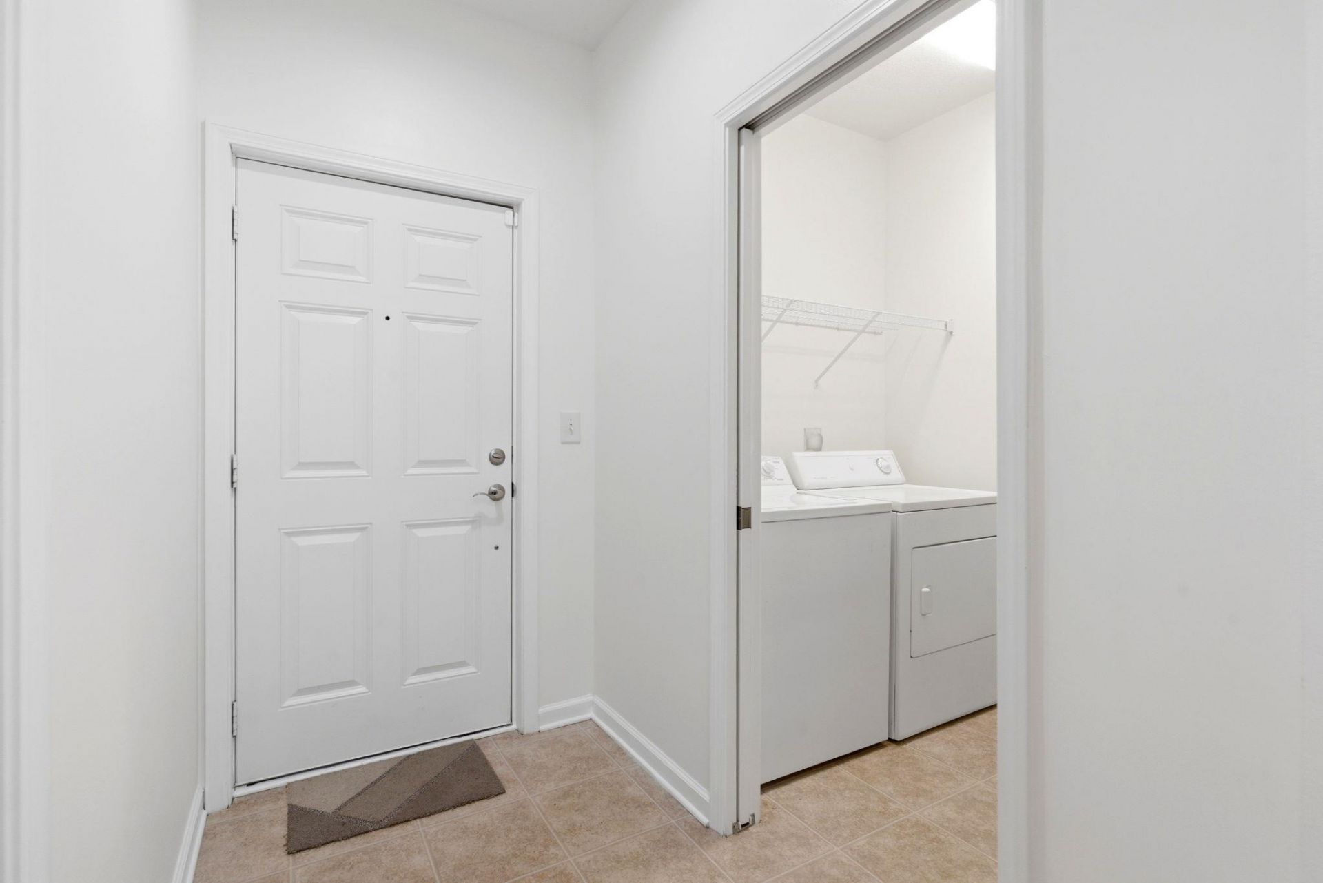 4104 Pinehurst Circle Photo 12