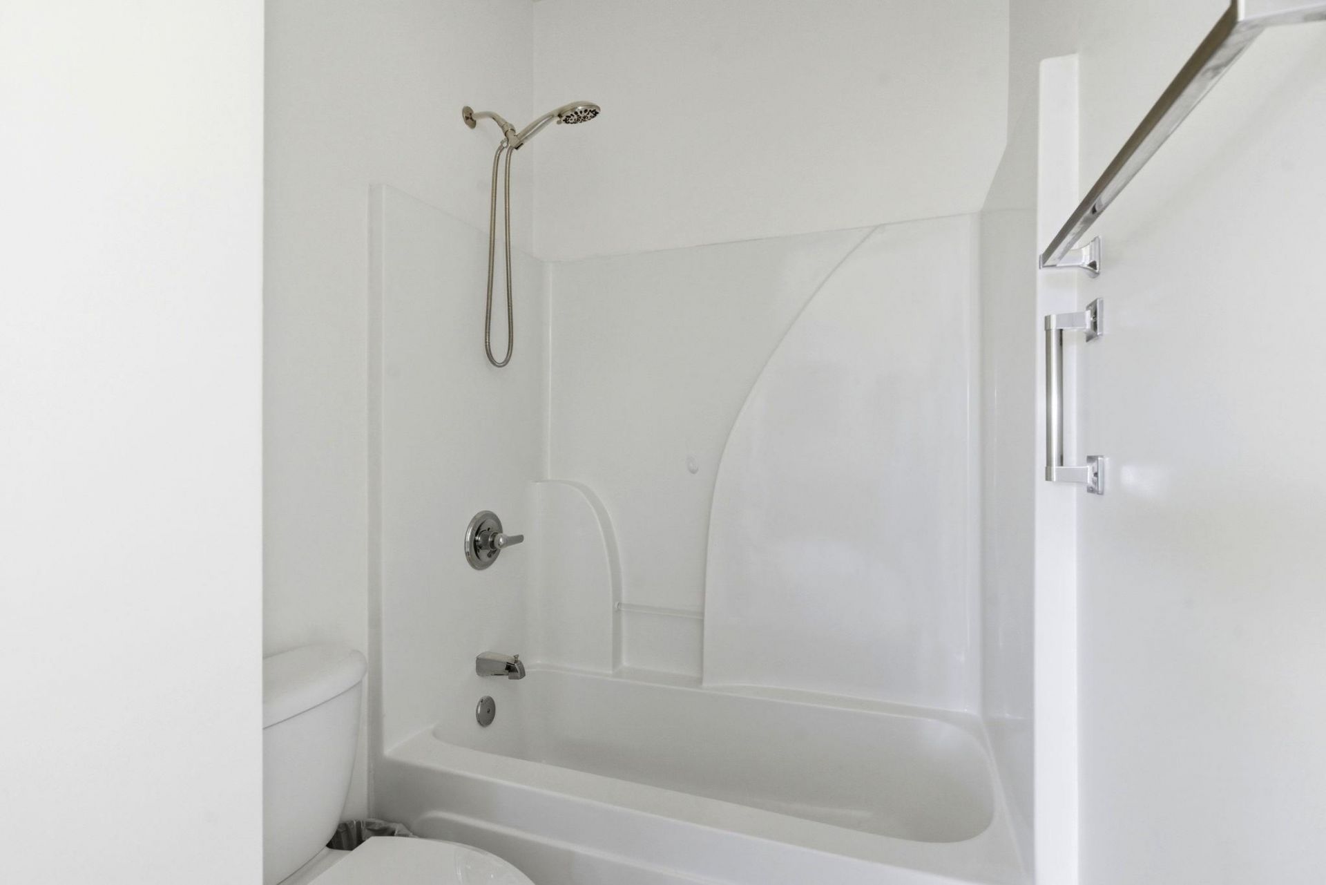 4104 Pinehurst Circle Photo 14