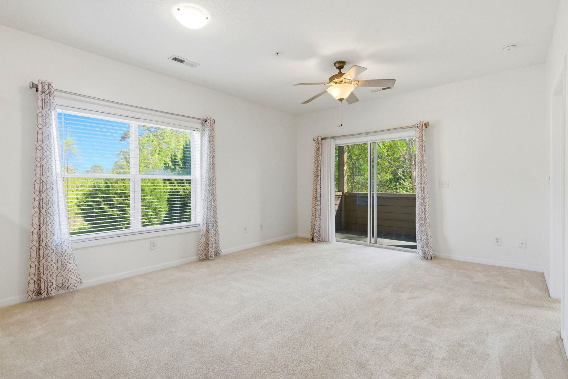 4104 Pinehurst Circle Photo 15